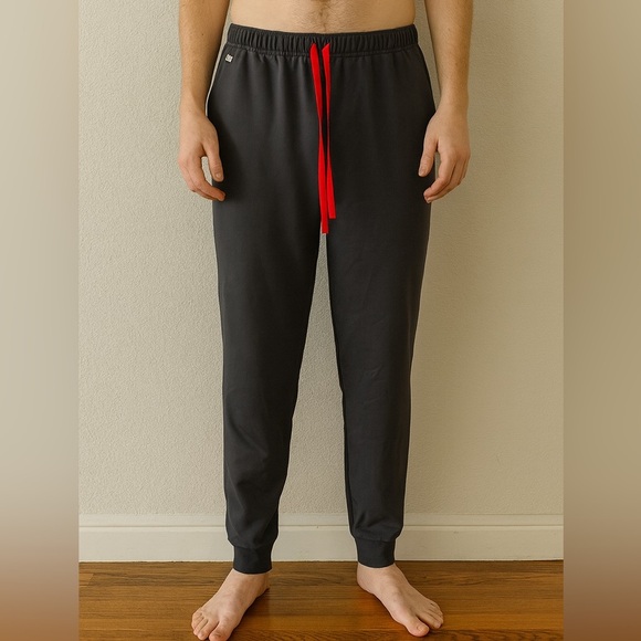 Figs Men's Gray Jogger Pants with Red Drawstring Size M - Picture 1 of 5